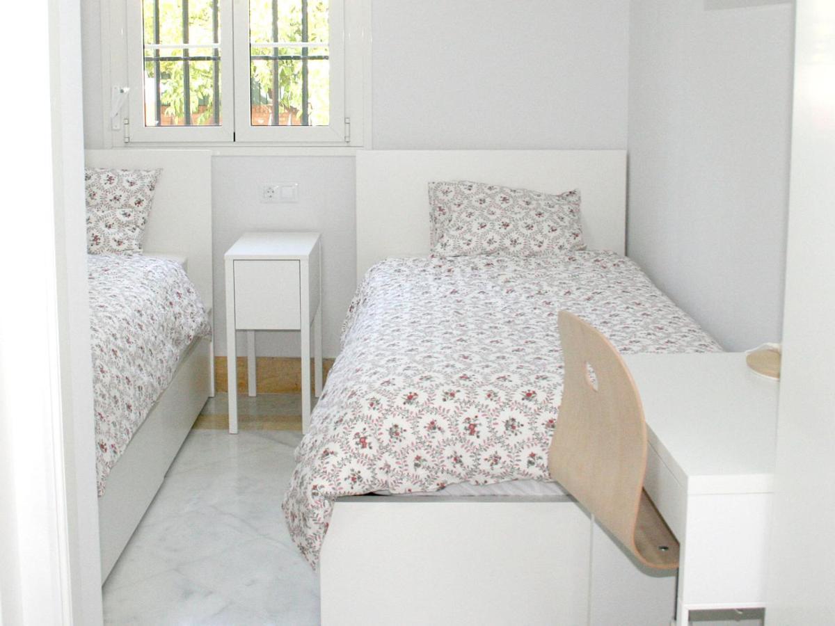 Colegio Mayor Careu - Women Only - Community Appartement